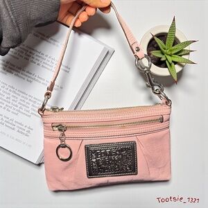 COACH Poppy - Baby pink wristlet  and handbag